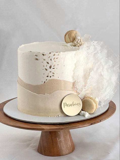 Beige Cake Ideas, White And Beige Cake, Beige Cake Birthday, Naked Cakes Birthday, Neutral Cake Ideas, Beige Birthday Cake, Beige Cake, Neutral Cake, Cake Design For Men