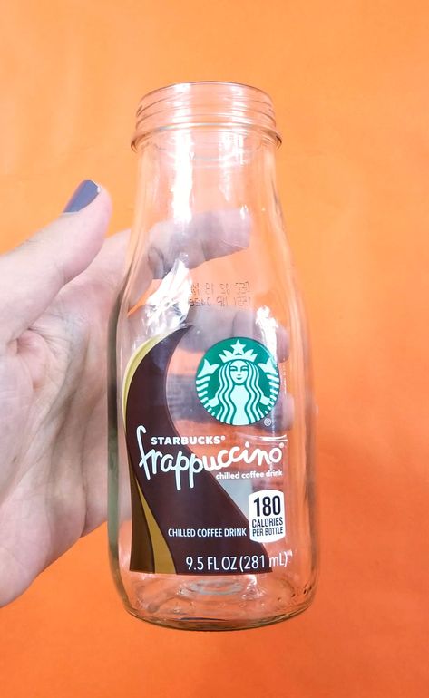 Starbucks Glass Bottle Crafts, Coffee Creamer Bottle Crafts, Coffee Jar Crafts, Starbucks Bottle Crafts, Starbucks Glass Bottles, Milk Bottle Craft, Starbucks Frappuccino Bottles, Milk Bottle Diy, Starbucks Crafts