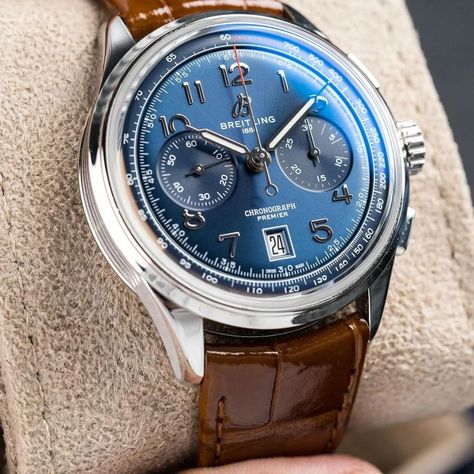 An elegant watch with curved sapphire, blue sunray dial, and bi-compax chronograph. The white version of this watch can be found easily on the market, but not this one as its the newer color. With approx. 70 hours of power reserve, the B01 movement is famous for its reliability. Comes with brown alligator leather strap, with glossy finishing. Breitling Premier B01 Chronograph Blue Ref.AB0145171C1P1 Size: 42 mm Like new 97% Full set box and paper 2023 Breitling B01 Automatic movement IDR 32 jt Breitling Premier, Elegant Watch, Sapphire Blue, Full Set, Chronograph, Alligator, The White, New Color, Leather Straps