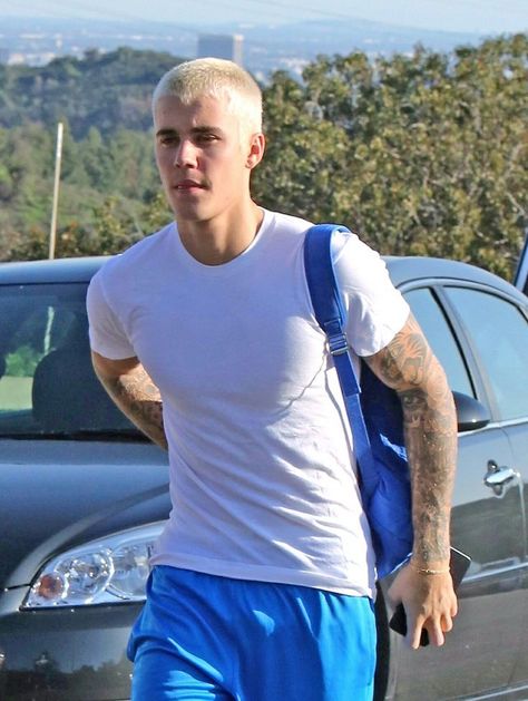 Justin Bieber Short Hair, Lil Uzi Vert Hair, Bleached Buzz, Justin Bieber Blonde, Twist Hair Men, Bleached Hair Men, Justin Bieber Smile, Justin Bieber Style, Justin Bieber Photos