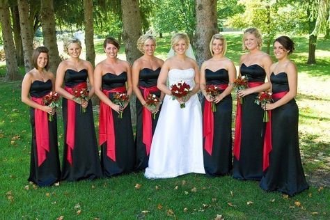 Red Bouquets, Black Red Wedding, Red And White Weddings, Red Bridesmaid, Black Bridesmaid, White Bridesmaid, Black Bridesmaids, White Bridesmaid Dresses, Red Bridesmaids