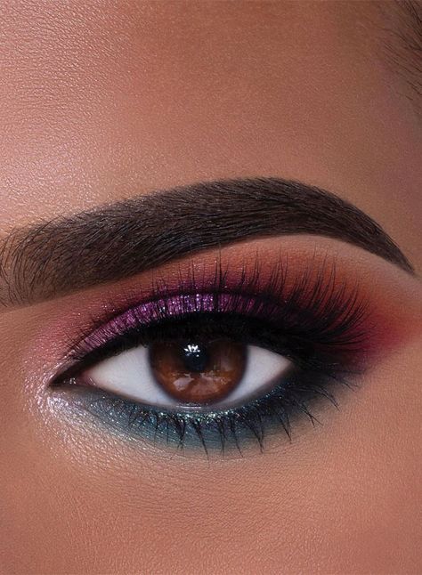 Maquillaje Smokey Eyes, Purple Eye Shadow, Winter Eyeshadow, Teal Eyeshadow, Shimmery Makeup, Dominique Cosmetics, Blue Eyeshadow Looks, Pretty Eye Makeup, Eye Makeup Looks