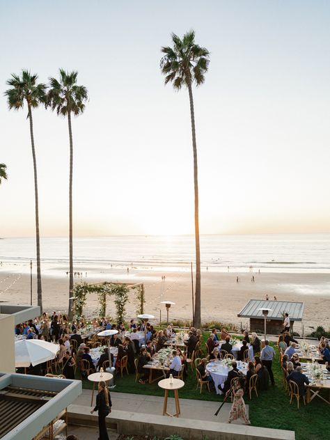 Who doesn't love a seaside celebration of love? 😍  Vendors:⁠ Venue | Scripps Seaside Forum⁠ Planning & Design | @treschicaffairs @racheltreschicaffairs⁠ Photography | @paulineconwayphoto⁠ Video | @weddingsbycraftedcontent⁠ Catering | @coastcatering⁠ Live Music | @kristikrauseentertainment⁠ DJ | @justdanceevents⁠ Florals | @modernbouquet⁠ Desserts | @heytherecupcake_⁠ Signage | @velvetfoxdesigns⁠ Rentals | @adorefolklore @catalogatelier @crown_rentals⁠ Lighting & Draping | @music_phreek⁠ Scripps Seaside Forum, San Diego Beach Wedding, Beach House Rental, Southern California Wedding, Wedding Southern California, Plan Design, California Wedding, Live Music, House Rental