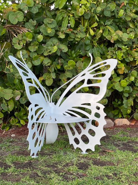 Butterfly Bench, Sculptural Chair, Photo Opportunity, Metal Butterfly, Beautiful Butterflies, Geneva, Estate Sale, Garden Sculpture, Bench