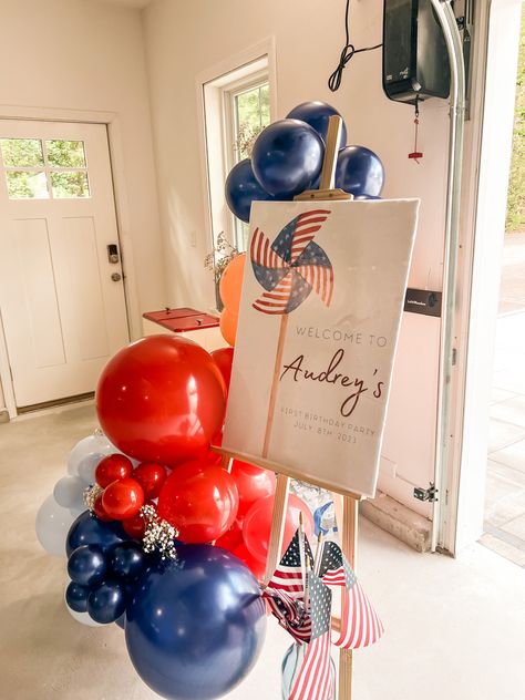 Patriotic First Birthday Girl, Patriotic Birthday Party, Americana Party, American Themed Party, Baby Bbq, Bday Decor, Theme First Birthday, America Party, Usa Party