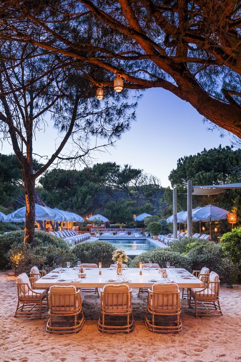 Aesthetic Restaurant Exterior, Aesthetic Restaurant, Content Studio, Restaurant Aesthetic, Restaurant Exterior, Social Media Agency, San Tropez, Restaurant Photos, Design Restaurant