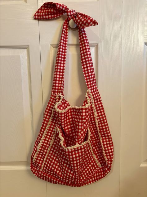 #BEAUTY ,#REALATIONSHIPS #Fashion #Outfits #Summer Outfits #Animals Gingham Tote Bag, Gingham Bag, Fall Gingham, Gingham Embroidery, Easy Diy Clothes, Colorful Handbags, Diy Bag Designs, Tote Bags Sewing, Diy Purse