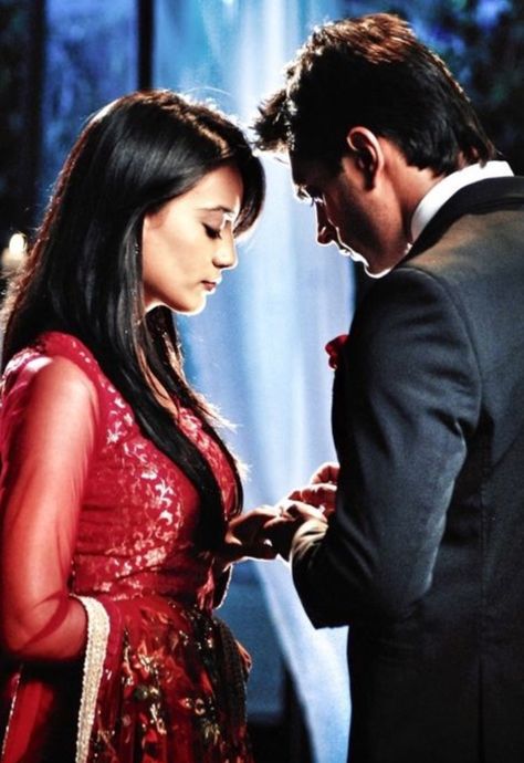 Asad and Zoya Asad Ahmed Khan, Best Couple Pictures, Surbhi Jyoti, Romantic Couple Images, Movie Pic, Tv Couples, Islamic Girl, Couples Images, Indian Beauty Saree