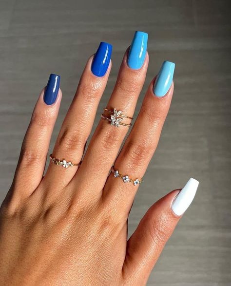 Blue and White Nails 18 Ideas: Embrace Elegance with Stunning Nail Designs - Fall Update Ideas Bright Blue Nails, Royal Blue Nails Designs, Blue Prom Nails, Sky Blue Nails, Blue Nail Art Designs, Blue And White Nails, Blue Coffin Nails, Blue Gel Nails, Royal Blue Nails