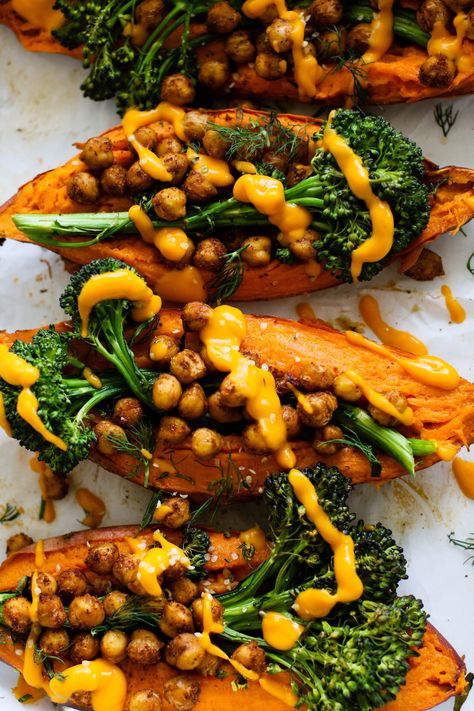 Sweet Potato Boats with Baby Broccoli & Ginger Turmeric Sweet Potato Cream - Flora & Vino Sweet Potato Boats Healthy, Sweet Potato Boats, Turmeric Cream, Baby Broccoli, Potato Boats, Fast Meals, Tandoori Masala, Ginger Turmeric, Recipe Blog