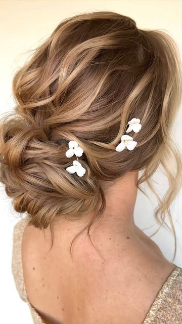 The Updo Darling 🌿 on Instagram: "Style with me & see how I created this whimsical low bun ✨" Whimsical Wedding Hair, Wedding Hair Brunette, Wedding Bun, Low Updo, Loose Updo, Hair Upstyles, Bridal Hair Updo, Low Bun, Bridal Updo