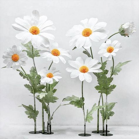 Hana Form on Instagram: “Giant free standing daisy” Giant Daisy Diy, Fake Flower, Standing Flower, Daisy Decor, Diy Giant Daisy Flower, Giant Daisy, Giant Paper Daisy, Giant Paper Daisy Flowers Diy, 3d Daisy Flower