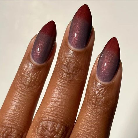 25 Fall Nail Ideas To Get You Ready For The Season Brown Dip Powder Nails, Fall Manicures, Cranberry Nails, Pink Sparkle Nails, Easy Nail Art Ideas, Autumn Spirit, Nail Piercing, Fall Nail Ideas, Fall Manicure