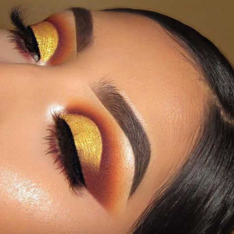 Nails Fall Colors, Thanksgiving Makeup Looks, Thanksgiving Makeup, Makeup Cantik, Cute Eyeshadow Looks, Doll Eye Makeup, Drag Makeup, Colorful Eye Makeup, Brow Pomade