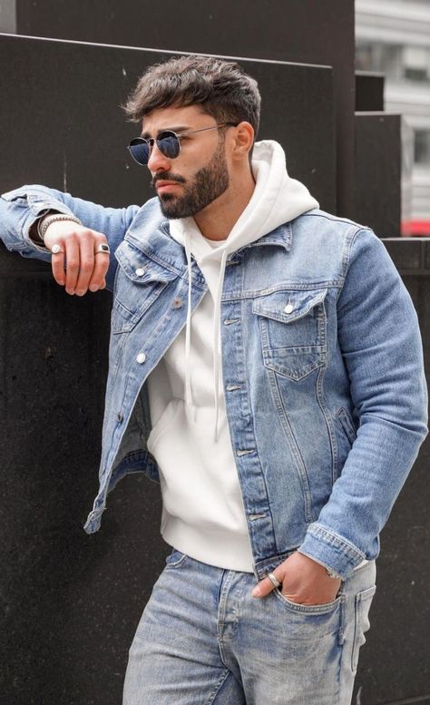 Mens Scarf Fashion, Outfits Europe, Mens Hairstyles With Beard, Mens Scarf, Boys Outfits, Man Dressing Style, Dressing Sense, Male Style, Slim Fit Tuxedo