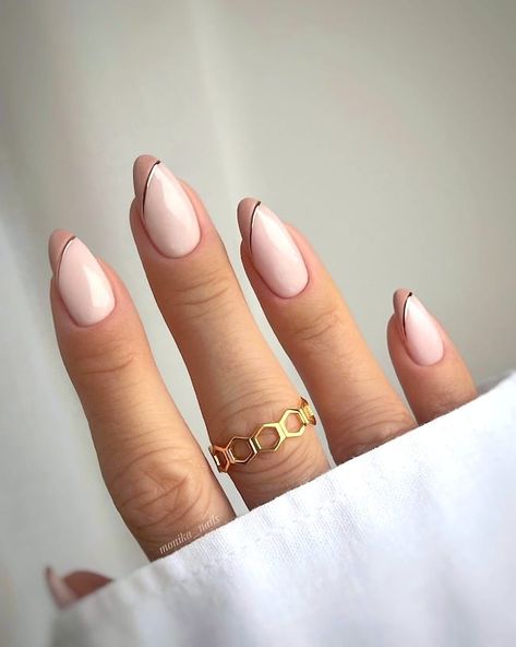 Beige nude nails. Pink 2024, Unghie Sfumate, Milky Nails, Cute Nails For Fall, Beige Nails, Manicure Tips, Vacation Nails, Thanksgiving Nails, Spring Nail Art