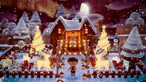 Acnh Christmas House Exterior, Christmas Acnh, Christmas Animal Crossing, Acnh Winter Island, Winter Acnh, Animal Crossing Winter, Animal Crossing Christmas, Acnh Winter, Acnh Pattern