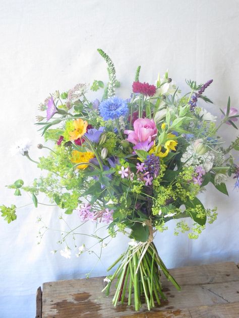 Wild Flower Arrangements, Wildflower Bridal Bouquets, Garden Weddings Ceremony, Flower Vase Arrangements, Fairy Wedding, Wedding Table Flowers, Nothing But Flowers, May Weddings, Fresh Flowers Arrangements