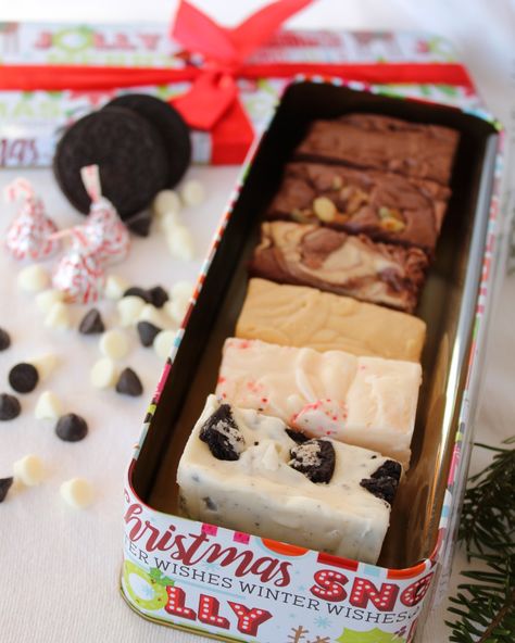 Assorted flavors of fudge, ready for gifting Fudge Gift Ideas, Fudge Gift Packaging Ideas, Fudge Packaging Ideas Gift Boxes, Christmas Fudge Gifts Packaging, Gifting Fudge Packaging, Fudge Flavors Holidays, Christmas Fudge, Gift Packaging, Xmas Gifts