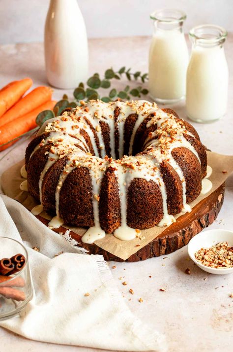 Carrot Cake Bundt, Carrot Bundt Cake, Carrot Cakes, Carrot Spice Cake, Bundt Cake Recipe, Lemon Bundt Cake, Cream Cheese Glaze, Bundt Cake Pan, Carrot Cake Recipe