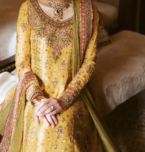 Dr Haroon, Shadi Dress, Pakistani Women, Pakistani Women Dresses, Shadi Dresses, Traditional Attires, Embroidery Leaf, Bridal Dresses Pakistan, Pakistani Dresses Casual