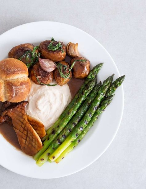 Vegan Sunday Roast Bowl Meals, Flakey Salt, British Recipes, Vegan Gravy, Start Of Spring, Smoked Sea Salt, White Kidney Beans, Dried Mushrooms, Vegetable Puree