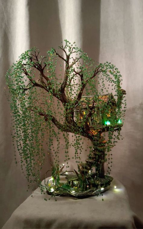 Bead Sculpture Ideas, Beaded Wire Tree, Wire Trees Diy How To Make, Crystal Tree Diy, Organizing Jewelry, Ideas For Organizing, Funny Illustrations, Seed Bead Crafts, Jewelry Crochet