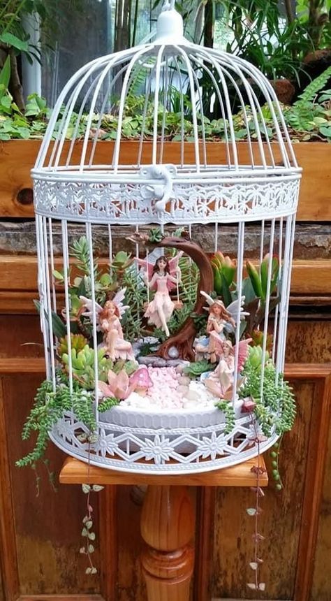 Birdcage Planter, Fairy Garden Pots, Indoor Fairy Gardens, Fairy Garden Ideas, Teacup Gardens, Fairy Garden Furniture, Fairy Lanterns, Fairy House Diy, Fairy Garden Designs