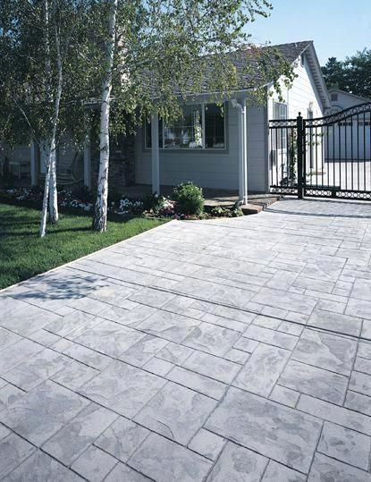 Grey Concrete Driveway, Bungalow Driveway, Gray Stamped Concrete Patio, Stamped Concrete Colors, Stamped Concrete Patio Designs, Stamped Concrete Patterns, Stamped Concrete Driveway, Concrete Stain Patio, Concrete Backyard