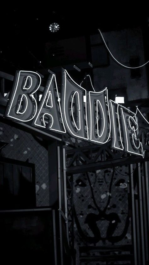 Dark Baddie Aesthetic Wallpaper Iphone, Iphone Wallpaper Aesthetic Black And White, Asthetic Picture Wallpaper Girly Black, Black And White Neon Wallpaper, Baddie Black Wallpaper, Aesthetic Badgirl Wallpaper, Edgy Wallpaper Aesthetic Iphone, Baddie Asthetics, Black And White Aesthetic Pictures