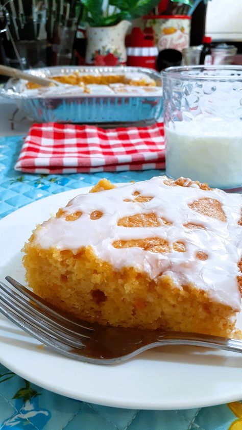 You can call this sweet potato honeybun cake, or sweet potato dump cake, or even glazed sweet potato cake. I call it delicious and my new favorite holiday cake recipe! Holiday Cake Recipes, Glazed Sweet Potatoes, Sweet Potato Cake, Potato Cakes, Traditional Cakes, Dump Cake, Mashed Sweet Potatoes, Butter Cake, Unique Cakes