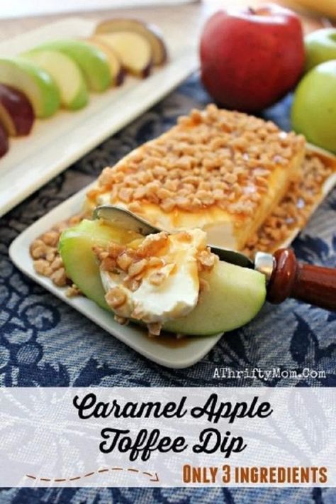 Apple Toffee Dip, Caramel Toffee Dip, Cream Cheese Apple Dip, Toffee Dip, Apple Dip Recipe, Dip With Cream Cheese, Appetizers Easy Dips, Heath Bar, Caramel Apples Easy