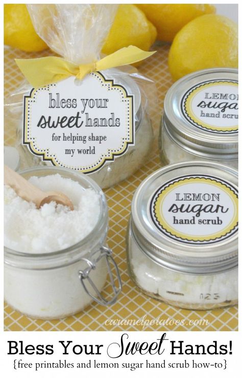 Bless Your Sweet Hands Lemon Sugar Scrub + 25 Handmade Gift Ideas for Teacher Appreciation - the perfect way to let those special teachers know how important they are in the lives of your children! Sugar Hand Scrub, Lemon Scrub, Lemon Sugar Scrub, Volunteer Gifts, Free Printable Tags, Teachers Diy, Hand Scrub, Lemon Sugar, Scrub Recipe