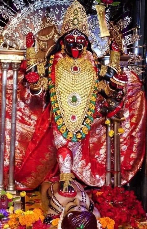 Dakshina Kali, Maa Kali Photo, Kali Picture, Maa Kali Images, Kali Statue, Kali Puja, Childhood Photography, Indian Goddess Kali, Durga Kali