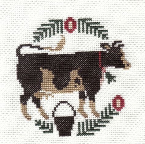 Barnyard Christmas, Cow Cross Stitch, Cross Stitch Cow, Farmyard Animals, Primitive Cross Stitch Patterns, Prairie Schooler, Cross Stitch Fonts, Cross Stitch Kitchen, Cross Stitch Christmas Ornaments