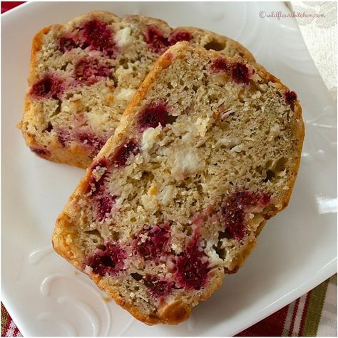 Raspberry White Chocolate Almond Banana Bread - Wildflour's Cottage Kitchen Cherry Quick Bread, Cherry Bread Recipe, Almond Banana Bread, Cherry Bread, Peanut Butter Banana Bread, Banana Bread Ingredients, Almond Bread, Strawberry Rhubarb Pie, Bakewell Tart