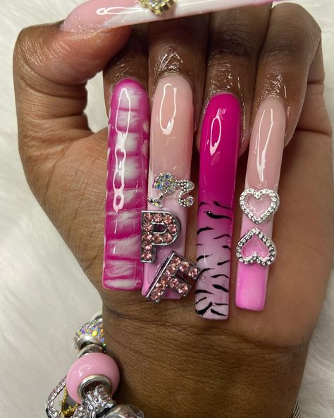 High heels on my tippies 🩷🎀. Don’t we love a Gag City nail look 👀? To celebrate the 2nd leg of the Pink Friday 2 tour. I created these fierce nails for for a QUEEN. Let me know if you’re rocking with these nails 💅🏾 in the poll below 😍🫶🏾!! - - - @glitterbels ambassador use code brattyklawz26 for 10% off when using the link 🔗 in my bio - - #londonnailtech #nailinspo #nailsoftheday #westlondonnailtech #nailartist #dayinmylife #sussexnailtechnician #brightonnailtech #sussexnailtech #ealingnailte... Fierce Nails, City Nails, Queen Nails, London Nails, Pink Friday, Nail Technician, Nail Tech, Nail Artist, The Pink