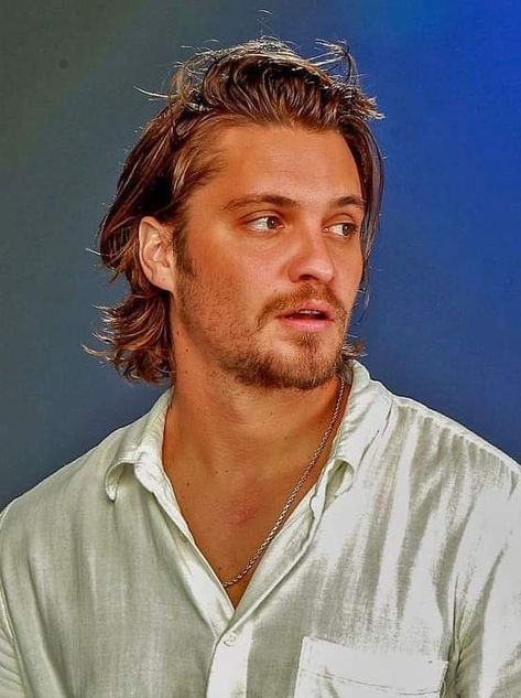 Yellowstone Series, Luke Grimes, Best Country Singers, Country Men, Beautiful Lips, Big Men, Man Crush, Celebrity Crush, Mens Hairstyles