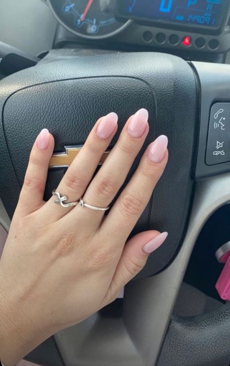 Natural oval dip nails simple cute Dip Nails Simple, Oval Dip Nails, Nude Oval Nails, Nude Dip Nails, Dip Nails, Nails Simple, Oval Nails, Dipped Nails, Dip