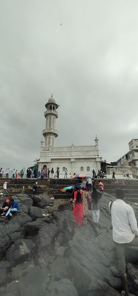 Mumbai Haji Ali Dargah Mumbai Video, Haji Ali Dargah Mumbai Snap, Haji Ali Dargah Mumbai, Mumbai Snap, Mumbai Tour, Haji Ali, Streak Ideas, Apple Watch Fashion, Disney Drawings Sketches