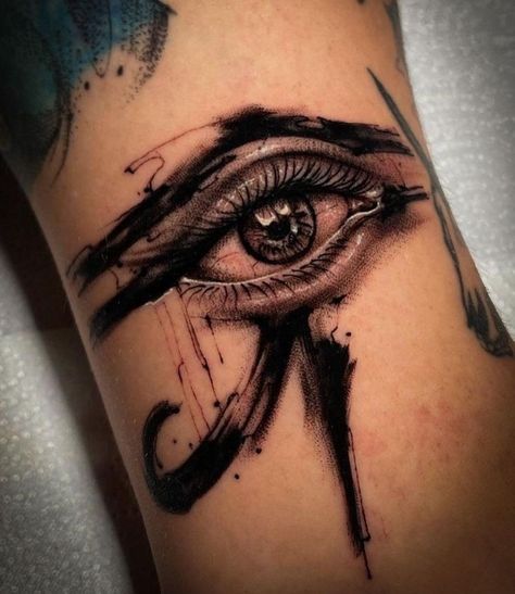 Eygptain Eye Tattoo, Eye Of Horus Tattoo Men, Egyptian Eye Tattoo, Horus Eye Tattoo, Eye Of Ra Tattoo, Eye Of Horus Tattoo, Egyptian Eye Tattoos, Kalibo, Horus Tattoo