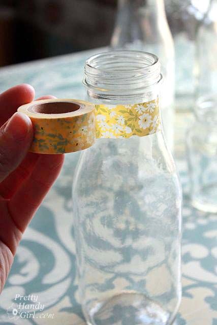 wrap_washi_tape_around_jar Diy Washi Tape Crafts, Candle Diy Mason Jar, Washi Tape Ideas, Recycled Jars, Tape Ideas, Diy Sharpie, House Keeping, Washi Tape Diy, Diy Chalkboard