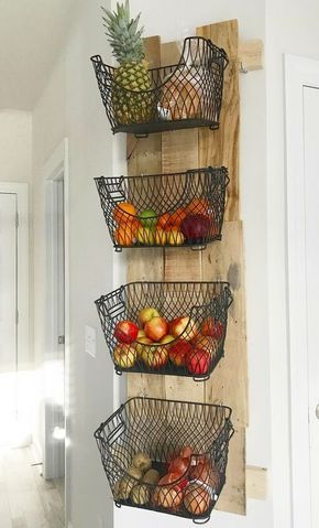 diy wall mounted fruit veggies holder #storage #kitchen #fruits #vegetables #wallhung #baskets Diy Furniture Building, Cheap Farmhouse Decor, Dekor Diy, Interior Vintage, Diy Kitchen Storage, Buying A New Home, Diy Interior, Pallet Wood, Decor Minimalist