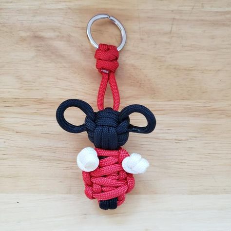 Paracord Buddy, Paracord Patterns, Paracord Projects Diy, Diy Keychains, Paracord Accessories, Paracord Bracelet Patterns, Always Prepared, Paracord Bracelet Diy, Paracord Diy