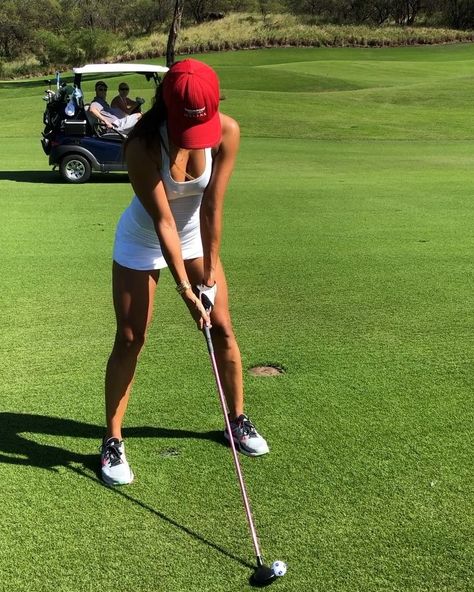 1,793 Likes, 52 Comments - Maria Alvarez (@mariaalvarezmaui) on Instagram: “PXGs made my round a lot easier today!! Highly recommended by my friends @charliesmalibu @lisatomm1…” Caddy Girls, Best Golf Clubs, Golf Videos, Golf Cart Accessories, Womens Golf Fashion, Girls Golf, Golf Exercises, Playing Golf, Golf Attire