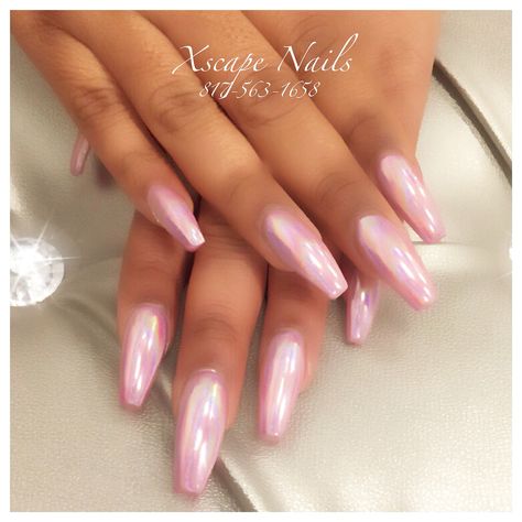 Pink halo chrome nails Pink Iridescent Nails Acrylic, Pink Halo Nails, Light Pink Iridescent Nails, Light Pink Chrome Nails Coffin, Pink Nail Polish With Chrome, White Unicorn Chrome Nails, White Nails With Unicorn Chrome, Pink Nails With Unicorn Chrome, Halo Nails