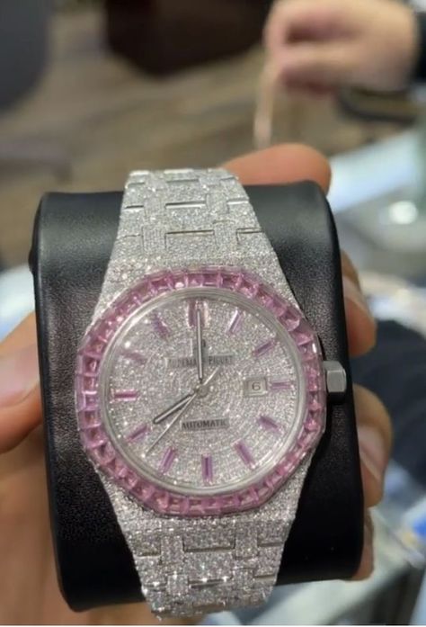 Rapper Jewelry, Fancy Watches, Expensive Jewelry Luxury, Wrist Jewelry, Expensive Watches, Bangles Jewelry Designs, Jewelry Accessories Ideas, Dope Jewelry, Girly Accessories