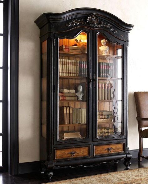 beautiful mixture of painted and natural wood. I love the glass doors, the internal light and the book arrangement. Koti Diy, Book Cabinet, Study Furniture, Curio Cabinet, Refurbished Furniture, Cool Ideas, Redo Furniture, Window Seat, Repurposed Furniture