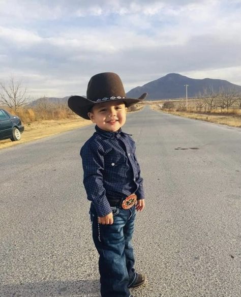 Toddler Boy Outfits Country, Country Toddler Boy, Country Baby Boy Outfits, Country Baby Pictures, Western Baby Boy, Western Baby Clothes, Baby Boy Cowboy, Baby Boy Fall Outfits, Country Baby Boy