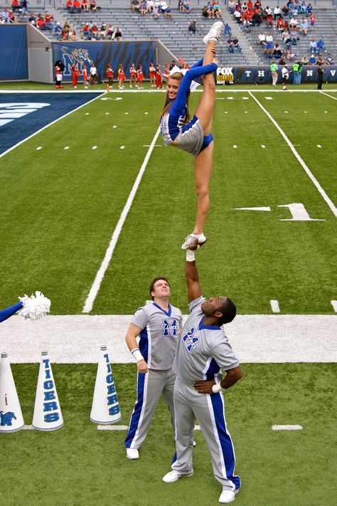 University of Memphis Cheer Scorpion, Easy Cheerleading Stunts, Memphis Tigers Football, Cheer Moves, Cheer Team Pictures, College Cheerleading, Cheerleading Stunt, College Cheer, Cheer Poses